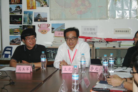 (中国海洋大学日语系主任王光民教授发言)